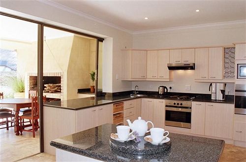 Pension Super Tubes Guesthouse 13