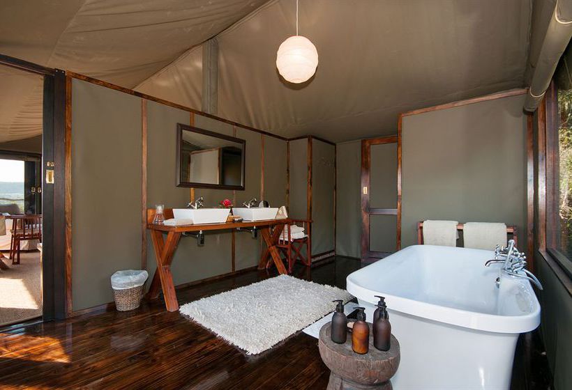Hotel Amakhala Game Reserve - Hillsnek Safaris 9