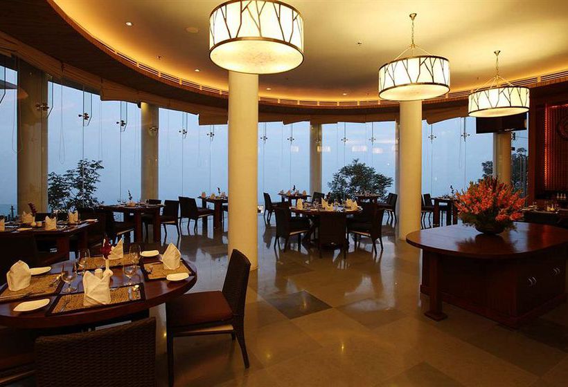 Hotel Moksha Himalaya Spa Resort 1