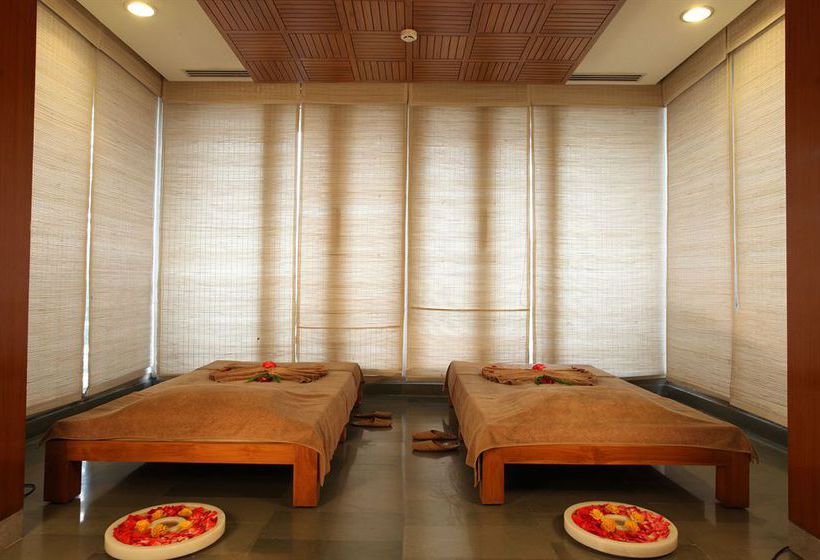 Hotel Moksha Himalaya Spa Resort 11