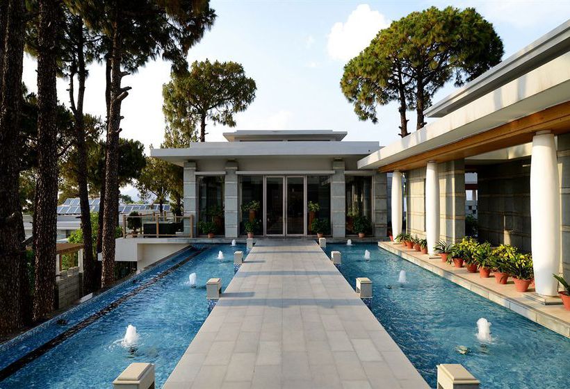 Hotel Moksha Himalaya Spa Resort 8