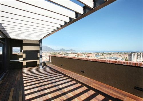 Manhattan Suites & Conference 13