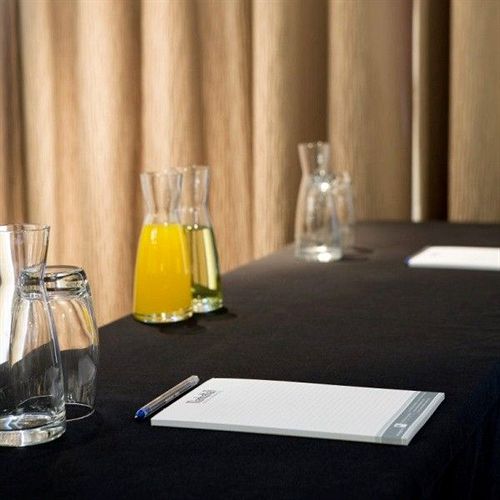 Manhattan Suites & Conference 15