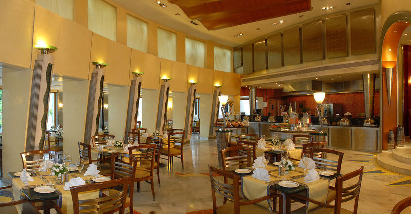 Hotel The Manohar 10