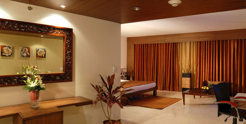 Hotel The Manohar 11