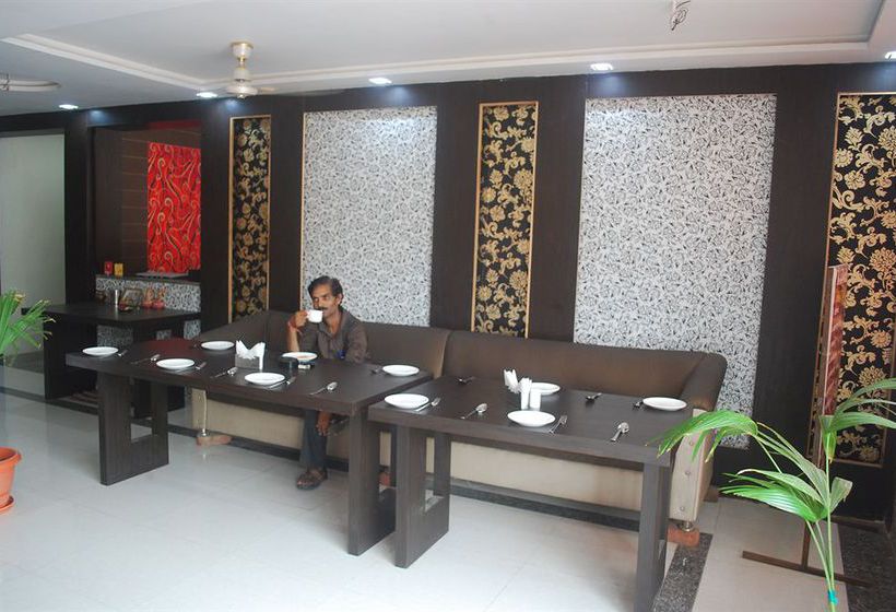 Hotel Gayatri Palace 7