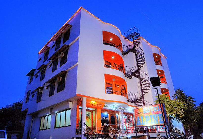 Hotel Alpine