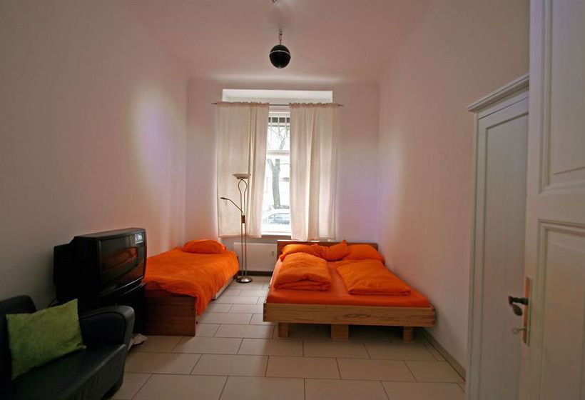 Aachener Strasse Apartment 1