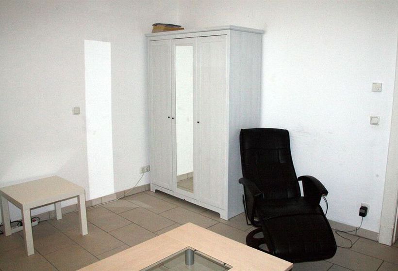 Aachener Strasse Apartment 3