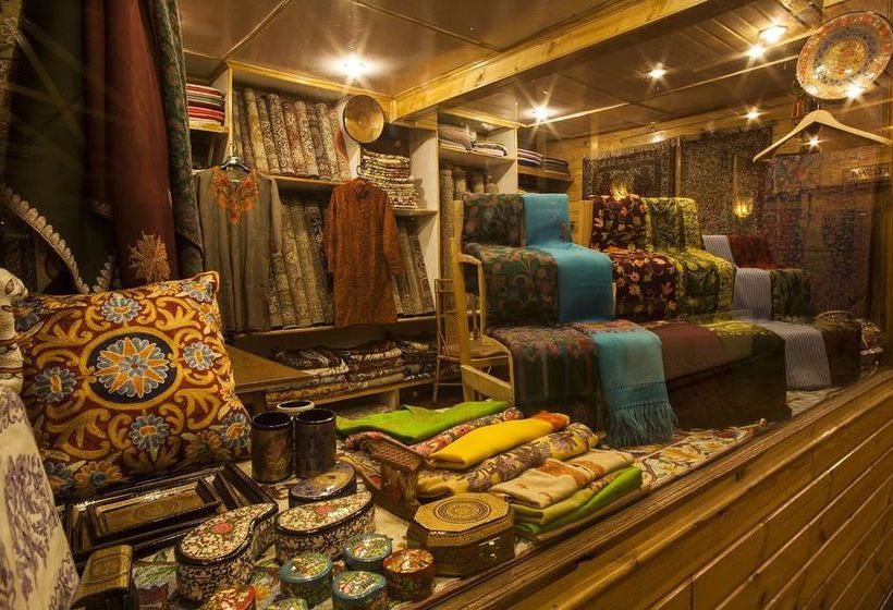 Hotel Heevan Retreat 17