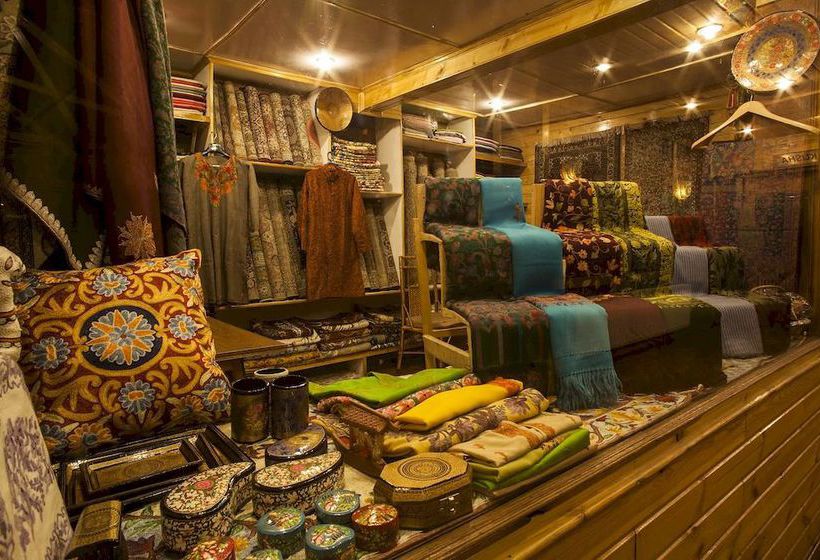 Hotel Heevan Retreat 5