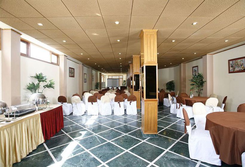 Hotel Willow Banks Shimla Himachal Pradesh