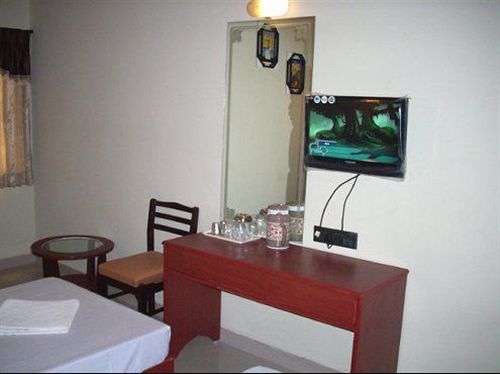 Hotel Mallika Residency 3