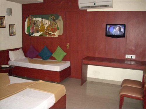 Hotel Mallika Residency 6