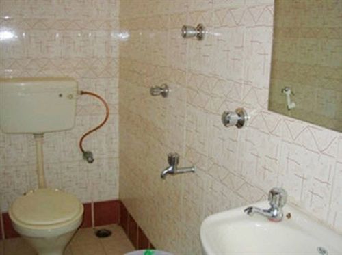 Hotel Avantika Resort 4