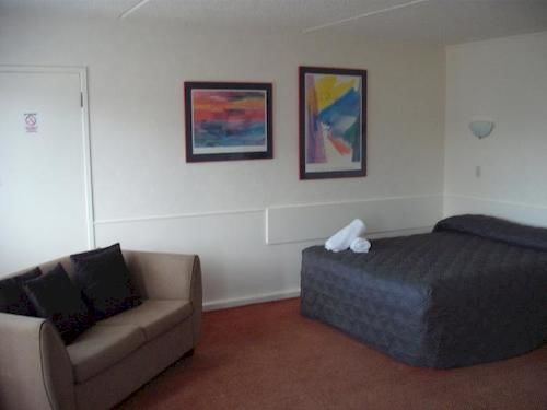 Motel Midtown Motor Inn 2