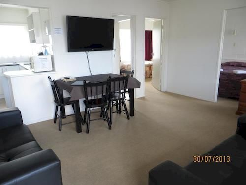 Central Court Motel 11