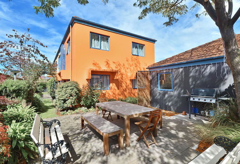 Addington Court Motel 12