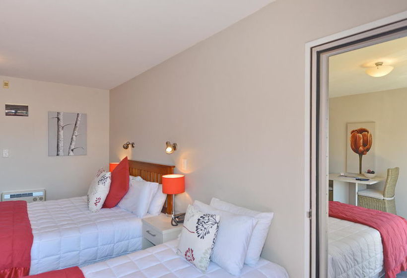 Addington Court Motel 13