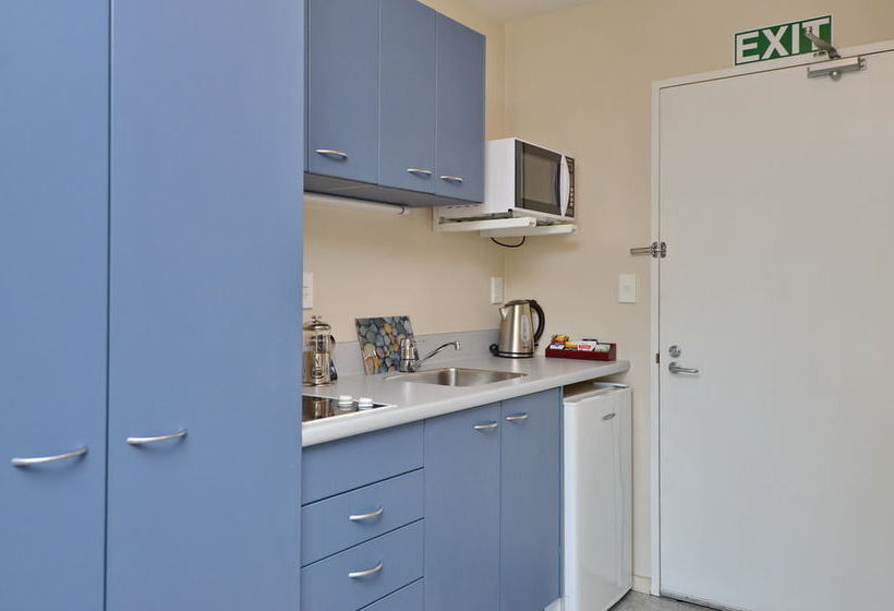 Addington Court Motel 16