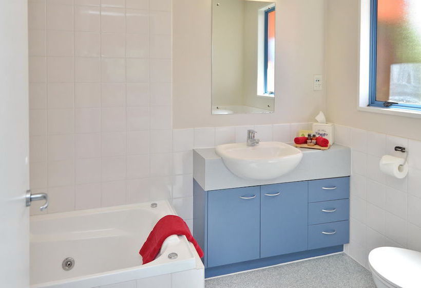 Addington Court Motel 2