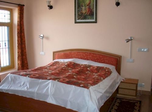Bed and Breakfast Aapo Aap Home Stay 8