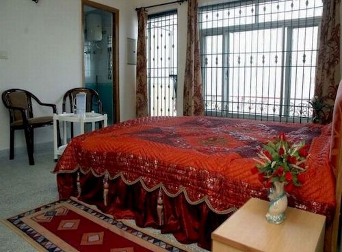 Bed and Breakfast Aapo Aap Home Stay 9