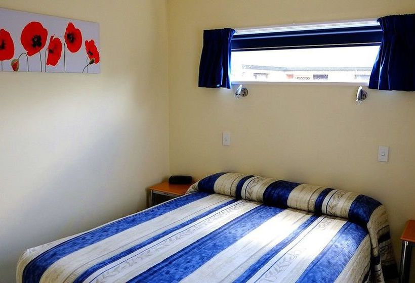 Airport Birches Motel 19