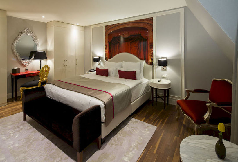 Hotel Titanic Gendarmenmarkt Berlin 11