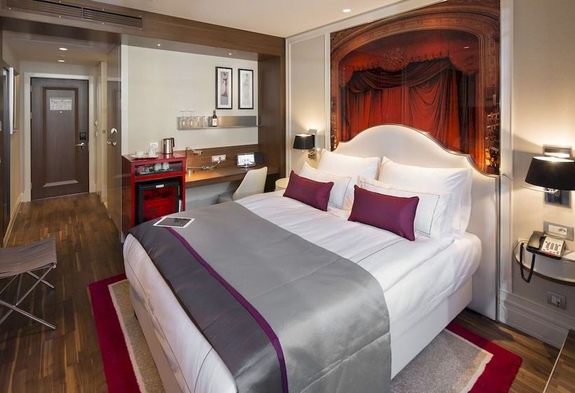 Hotel Titanic Gendarmenmarkt Berlin 18