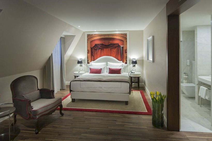 Hotel Titanic Gendarmenmarkt Berlin 20