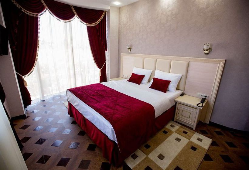 Hôtel Shine House 18