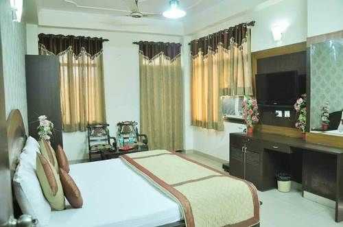 Hotel Green View Palace 4