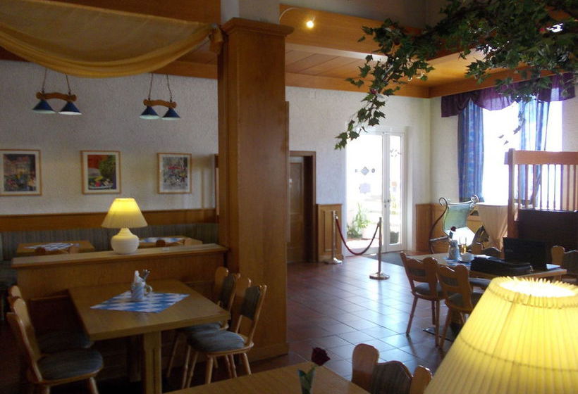 Hotel Im Bahnhof Passau 15