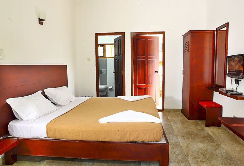 Hotel Green Shades 3