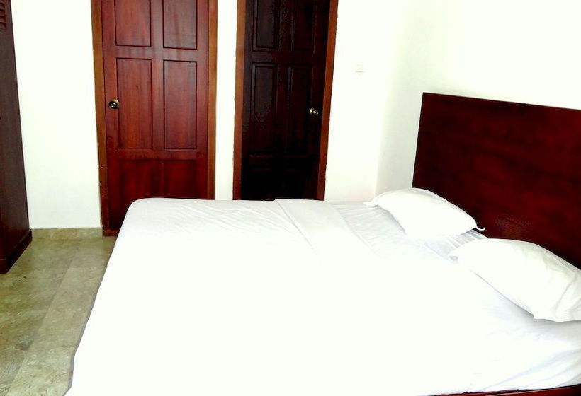 Hotel Green Shades 4