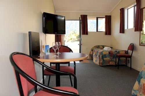 Motel Franz Josef Top 10 Holiday Park 5
