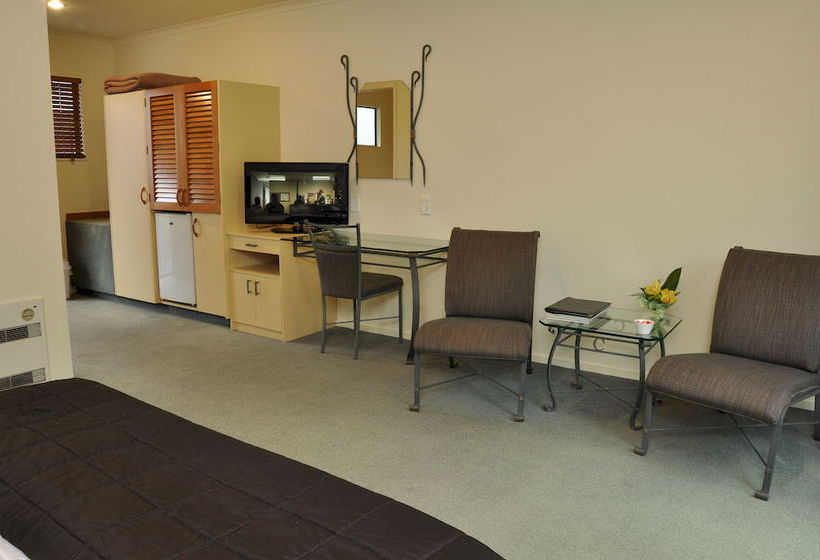 Motel Chancellor Motor Lodge 1