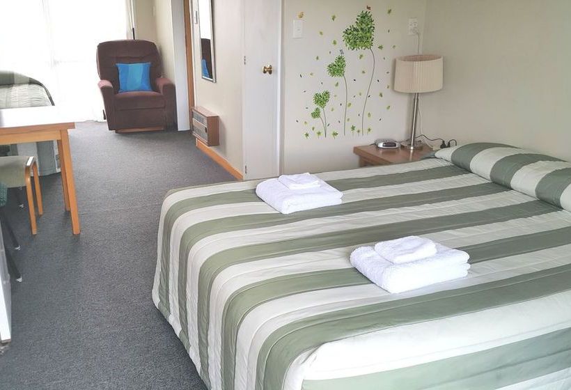 Lilybrook Rangiora Motel 10