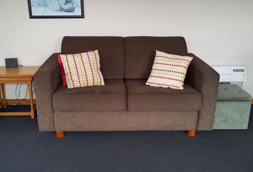 Lilybrook Rangiora Motel 9