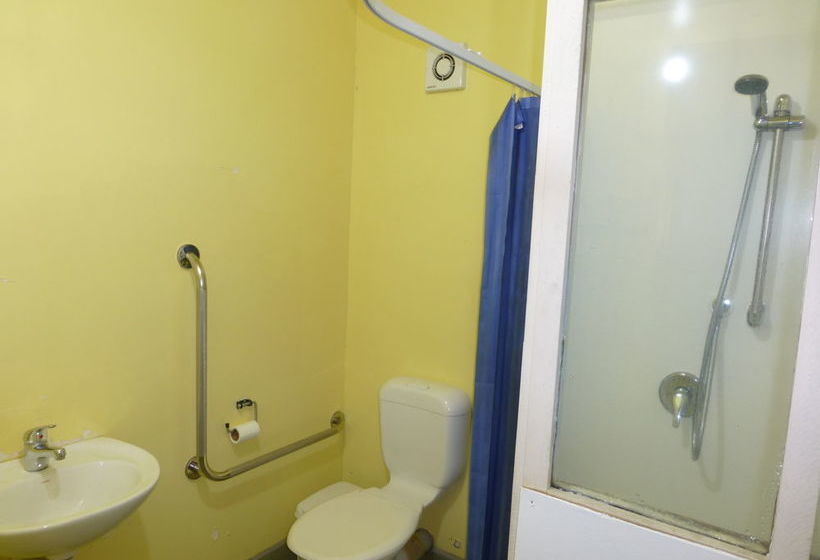 Racecourse Backpackers Hostel 20