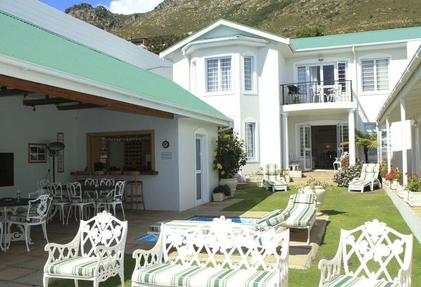 Hotel Gordon's Beach Lodge 7