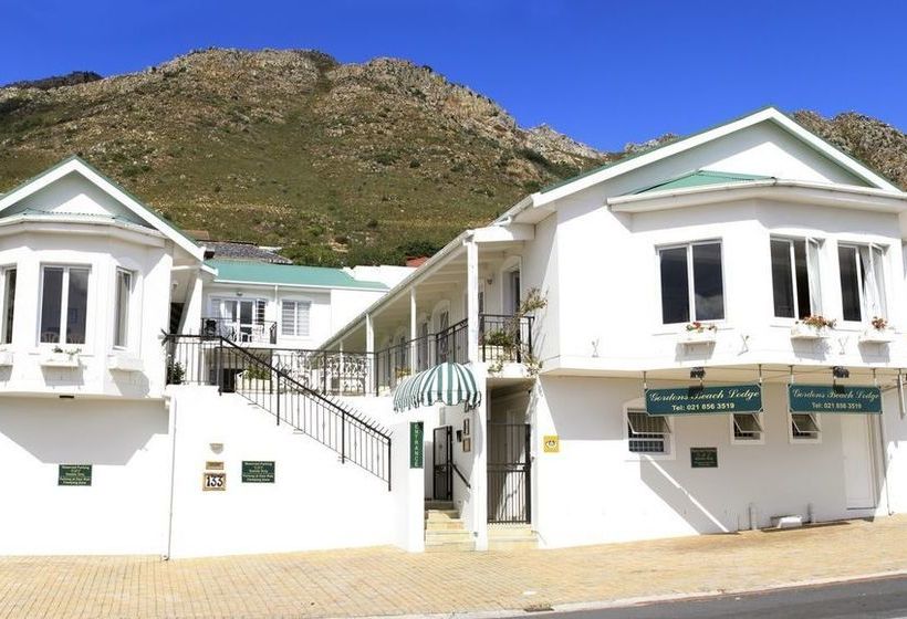 Hotel Gordon's Beach Lodge 8