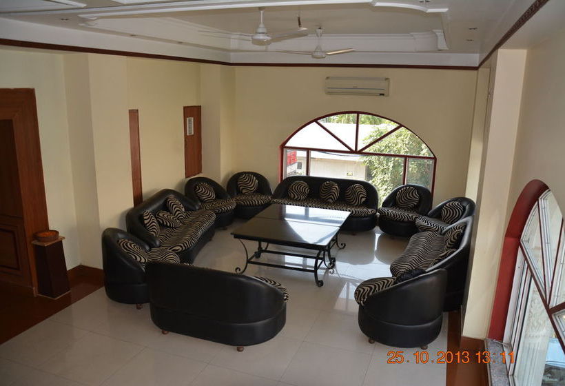 Hotel Kings Corner 11