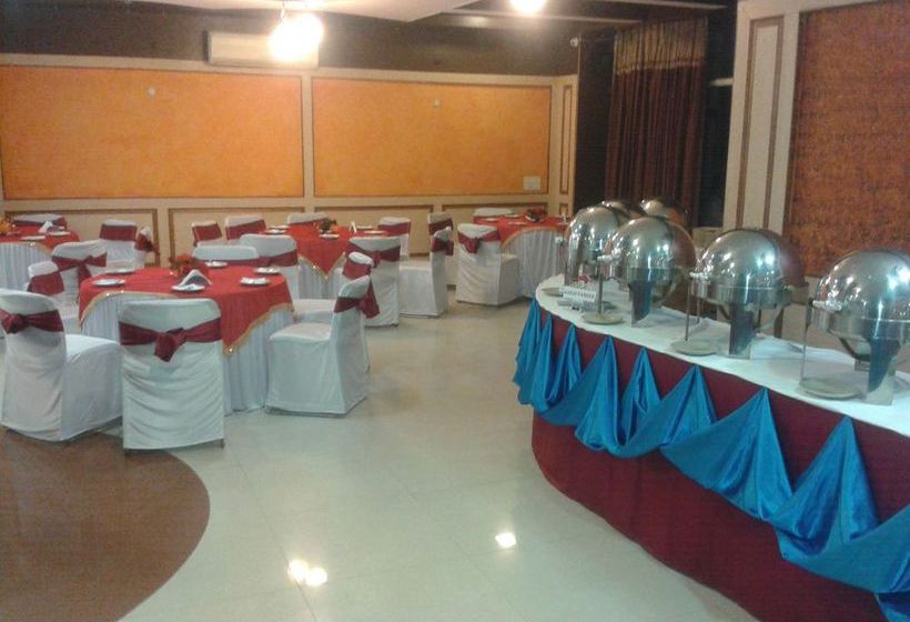 Hotel Kings Corner 16