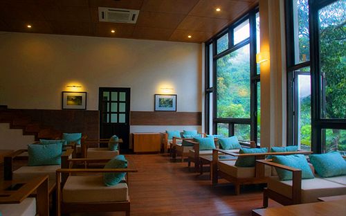 Hotel Club Mahindra Baiguney 10