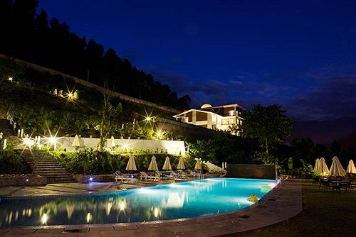 Hotel Club Mahindra Baiguney 13