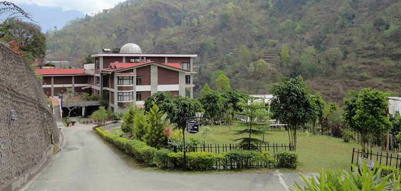 Hotel Club Mahindra Baiguney 8