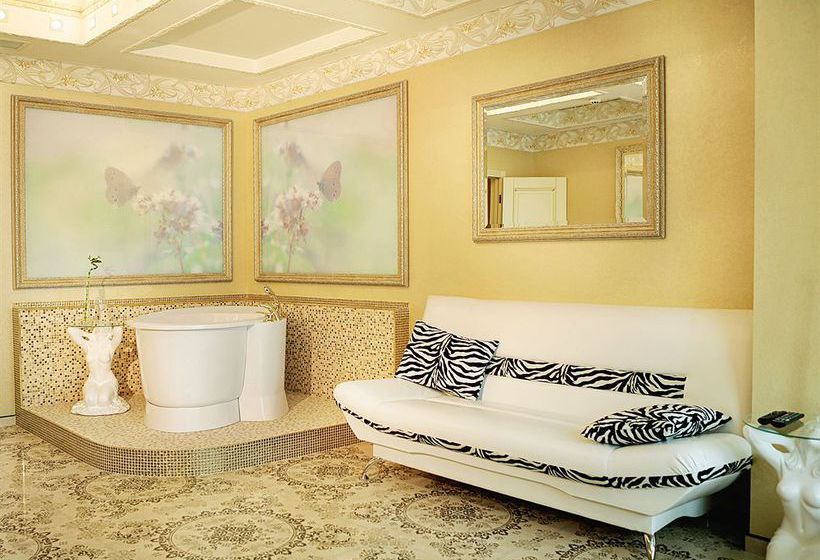 Hotel Imperia City 11