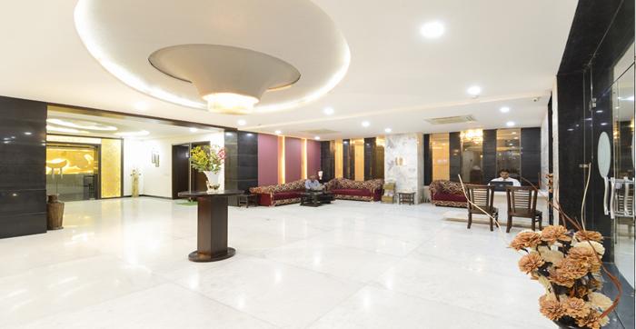 Hotel Crimson Palace 10